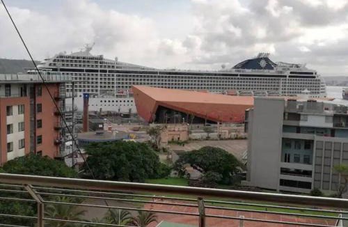 Durban Point Apartment | Sail away @ The Sails
