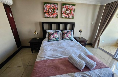 Durban Point Apartment | Sail away @ The Sails