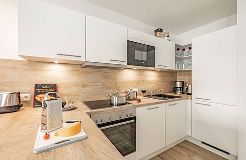 Schleswig Apartment | Schlei-Koje 5 - Shower, Underfloor Heating, Balcony, Garden Furniture, Parking