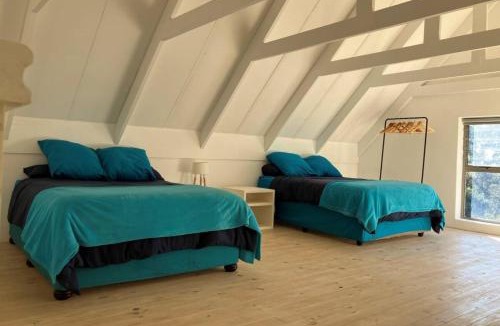 Lidgetton West House | Sneezewood Cottage - Farm stay in Lidgetton