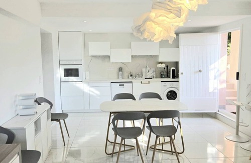 La Californie Apartment | Souplex villa Nice Fabron exclusive pool sea view, 3 min beach, streetcar, shops