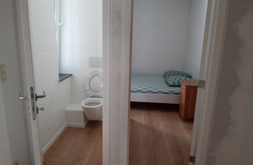 Vogelzang Apartment | Spacious apartment sleeps 9 Central