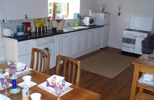 Chigne House | Spacious converted Barn - fully equiped - family friendly Gite sleeps 6 (Rose)