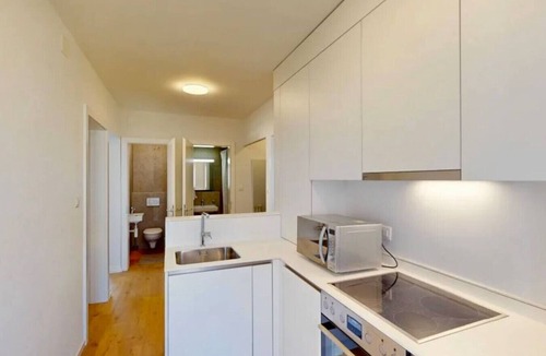 Prilly Apartment | Spacious Minimalist Prilly 2 BR