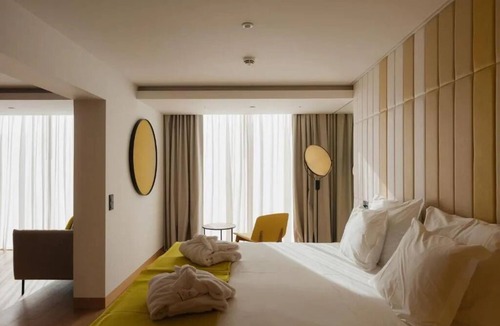 Sao Jorge de Arroios Hotel | Step into Lisbon’s Magic—Poolside Days & Light-Filled Nights