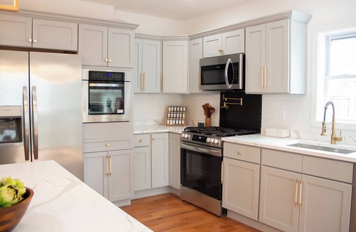 Everett House | The Everett House - Five Bedroom House, Sleeps 11