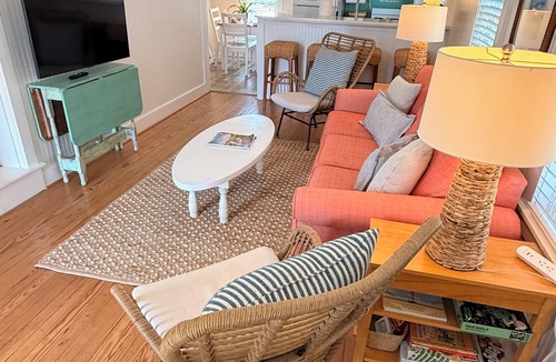 Nags Head Cottage | The Spoon Cottage - located on the Beach Road in Nags Head!