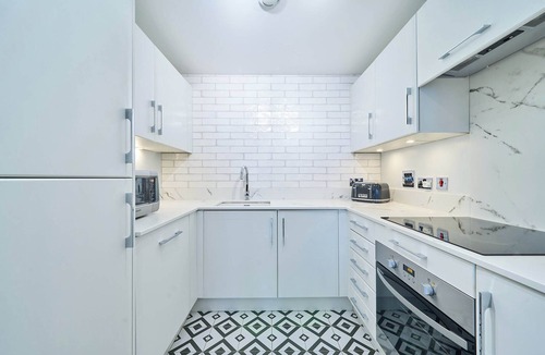 Hoxton West Apartment | Two-Bedroom Luxury Flat in Central London