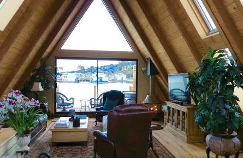 Mill Valley Boat Rental | Unique floating home on Richardson Bay