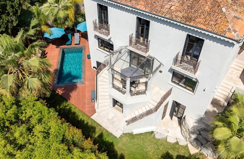 California - Pezou Villa | Villa Deva - 5 Bedrooms - Heated Pool