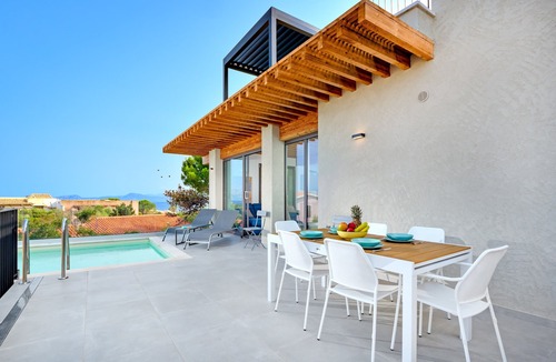Baia Caddinas Villa | Villa Mathis with Sea View, Wi-Fi and Air Conditioning