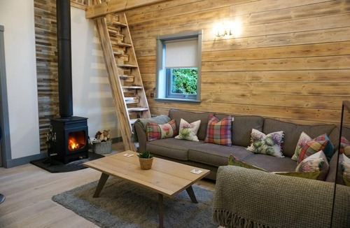 Inverness House | Wee Ness Lodge