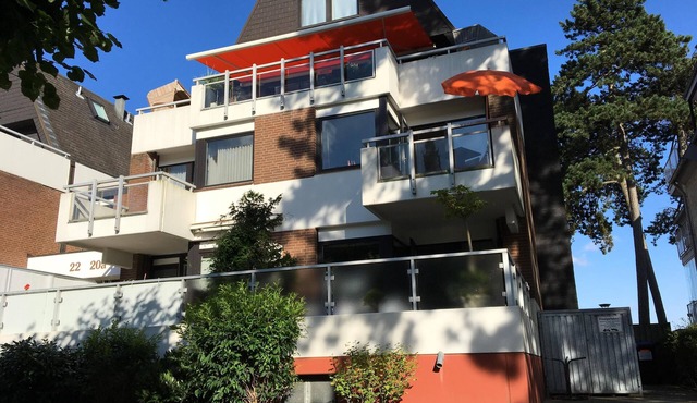 1st beach row Kaiserallee incl. WLAN, 2 bicycles, beach chair package possible