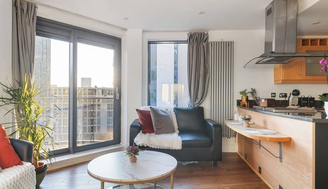 2 Bedroom Apartment | 2 Beds | Millharbour