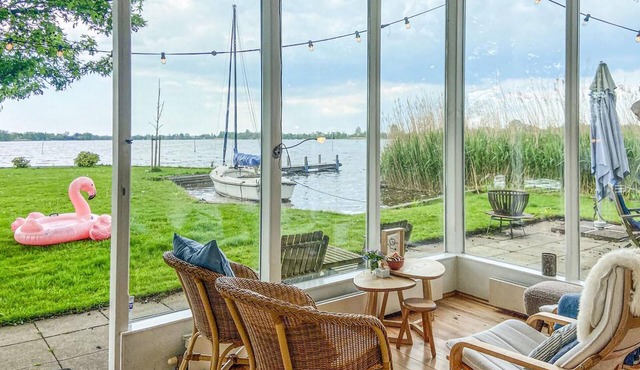 2 bedroom beautiful home in Reeuwijk