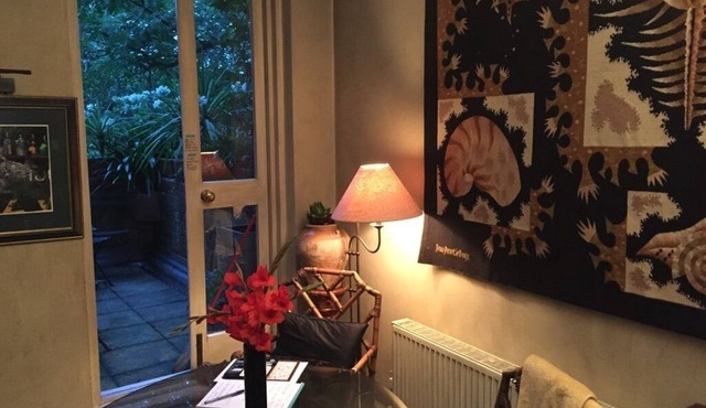 3 bedroom town house with garden and parking in Chelsea London - SW6
