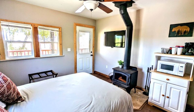 # 3. Howling Wolf's Lair - Studio W/Fireplace (Pet Free)