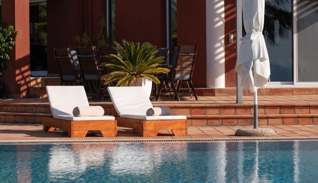 3 Palm Villa