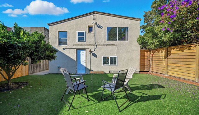 3B2B spacious house close to Cal/SF W/D & Parking