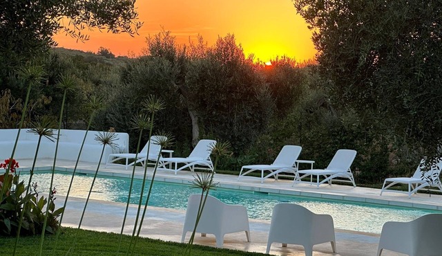 AD&DIMORE THE ANCIENT TRULLO for EXCLUSIVE use with swimming pool gym and garden