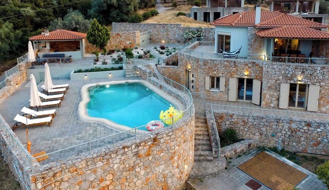 Aether Panorama Pool Retreat