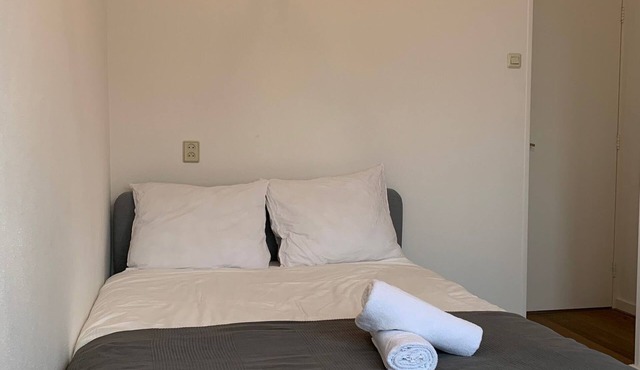 Amary room 2 - One Bedroom Bed and Breakfast, Sleeps 1
