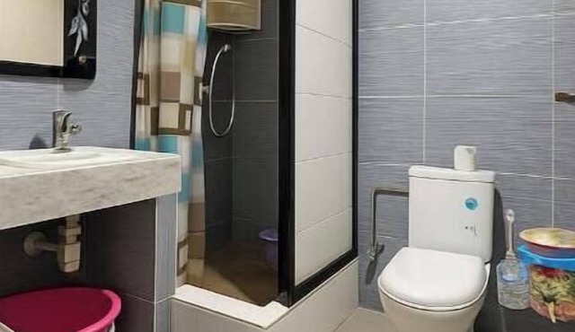 Amazing flat free parking& pool