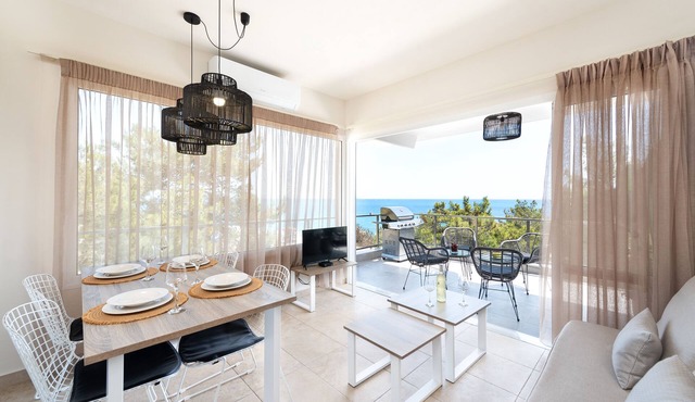 Anastasios Deluxe House Stegna Up Floor (Amazing View, 300meter from the Beach)
