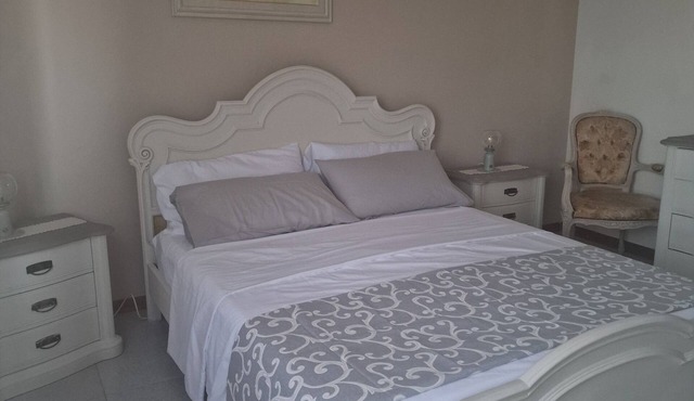 Appartement Spacieux et Confortable, à Quelques Minutes de la Plage de la Ville