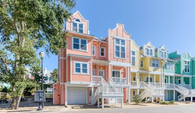 BB308A - Gorgeous Outer Banks Rental with Water Park & Minutes to the Beach!