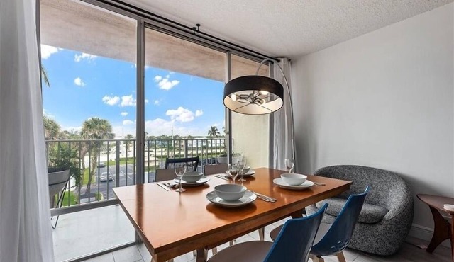 Beach Condo/High-End Finishes/Island Beach Resort/No Cleaning Fee/Condo 310
