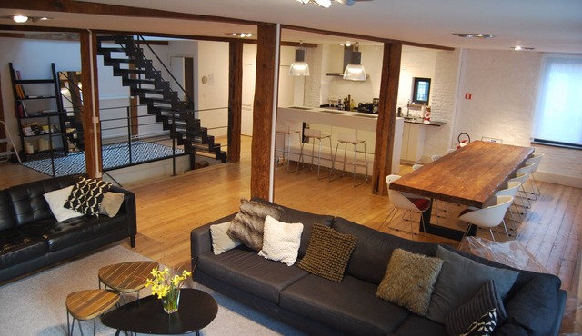 Beautiful charming loft in the center of Ghent - free parking!