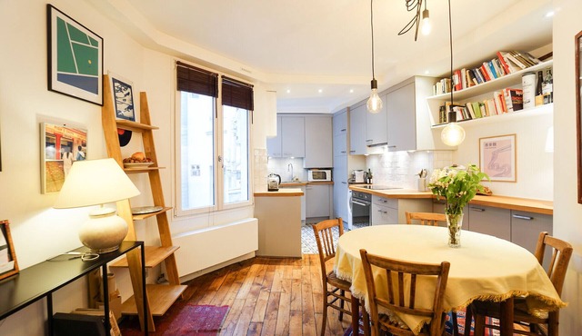 Beautiful Design Apt In Paris Near The Louvre