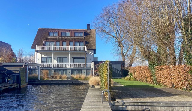 Beautiful home in Loosdrecht with WiFi