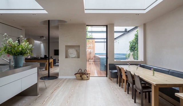 Blythe Road by onefinestay