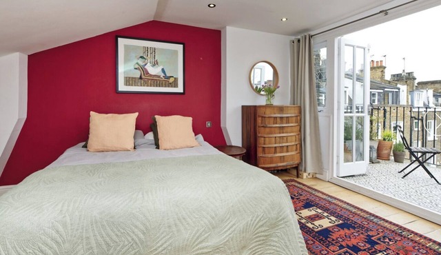 Bohemian maisonette, over three floors with a south facing terrace for sunsets