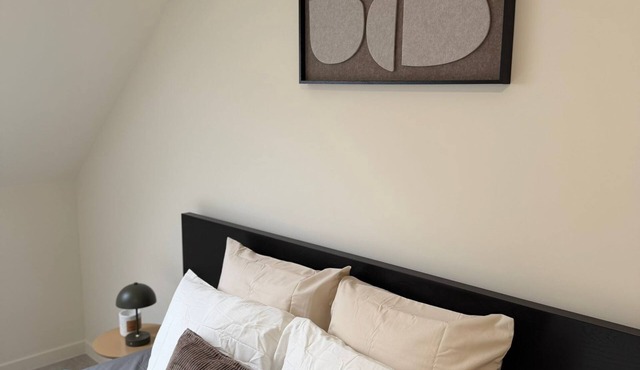 Central Ghent | 2 Private Rooms with WiFi