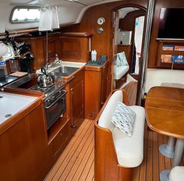 Charming night in a 12 m sailboat
