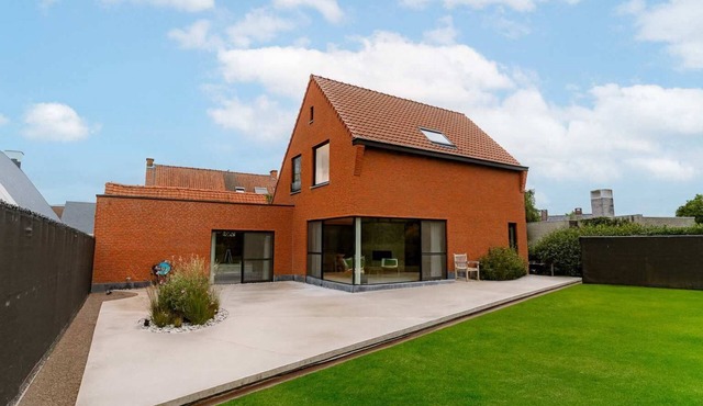 Charming One-Bedroom Retreat in Lichtervelde