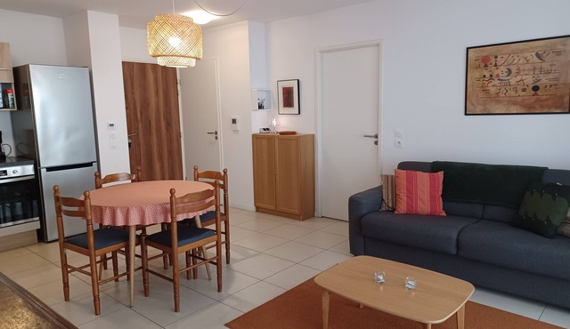 Clos des Chênes - Very quiet apt. near Montpellier - Tramway 1 minute away