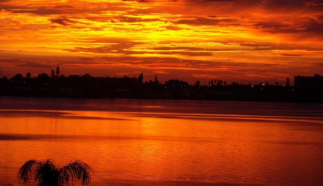 Coastal Getaway Isla Del Sol waterfront villa Sleeps 6