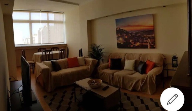 Completely refurbished apartment! Green areas/shops/metro 5min ideal for families!