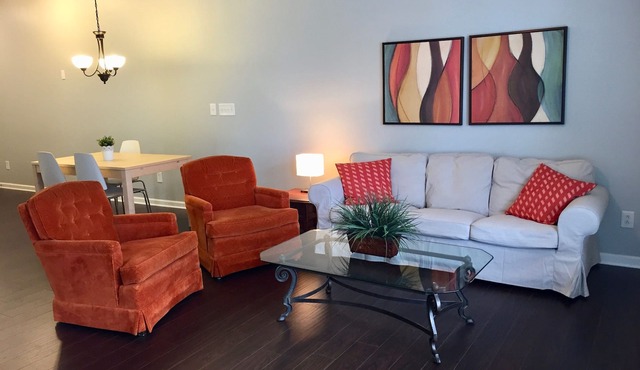 Cornelius Condo, centrally located