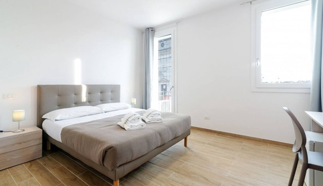 Cozy room with private bathroom is part of the San Vincenzo Rooms Guest House and is perfect for 1 guest. The accommodation is located in the renovated building in Vigonza, which is 10 minutes by car from the center of Padua and on the direct route to Ve