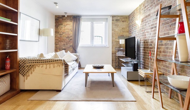 Designer Warehouse Two Bedrooms Converted, London Bridge
