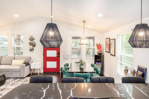Downtown Phoenix Modern Retreat 2 Homes in 1