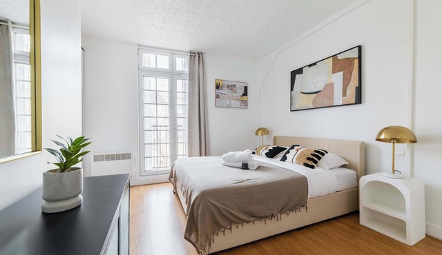 Duplex moderne proche metro - Mairie des Lilas