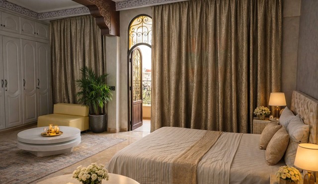 "Elegant Fully Equipped Apartment with Garden View.
