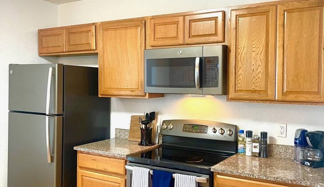Entire home centrally located!Close to downtown St Pete,Gulfport,beach and more