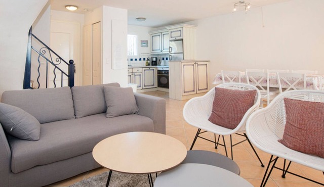 Esprit du Sud Vakantiehuis met 3 Slaapkamers, Mooi Uitzicht op Domaine du Golf